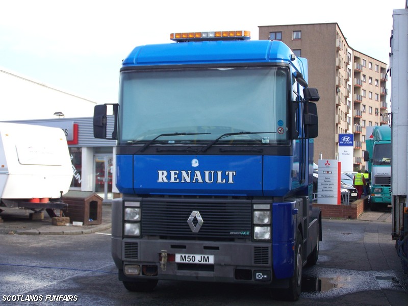 Jon Manders Renault
